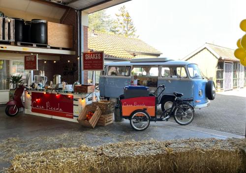 Foodtruck koffie en smoothies catering op bedrijfsfeest