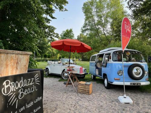 Foodtruck ijs catering tijdens bruiloft